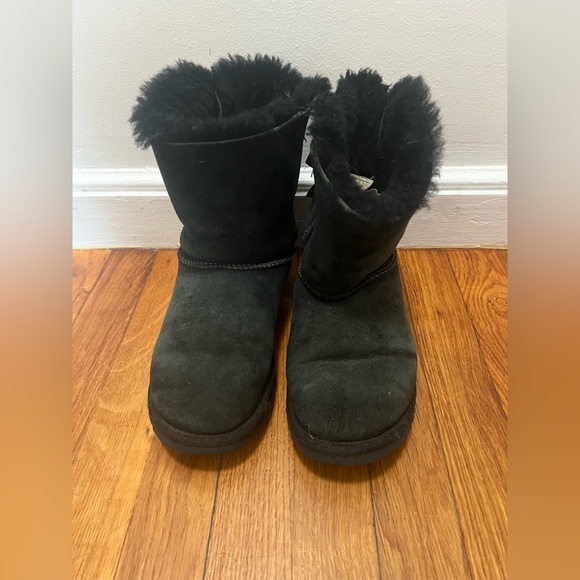 Ugg Bailey Bow Boot - Picture 2 of 6